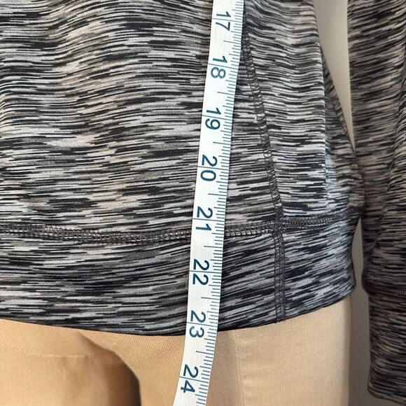 J Crew 1/4 Zip Training Running Long Sleeve Top Size S - Picture 8 of 11